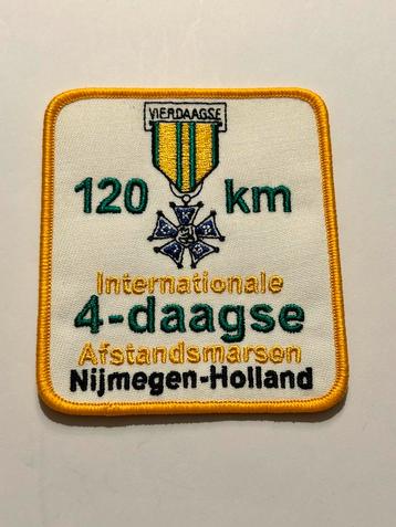 Afstandbadges 120km 4x 30km vierdaagse nijmegen beschikbaar voor biedingen