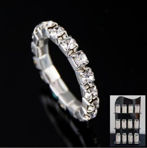 Partij Strass Ringen op Display 120 stuks per display !!, Sieraden, Tassen en Uiterlijk, Ringen, Nieuw, Dame, Zilver, Overige materialen