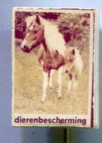 Dierenbescherming plastic speldje ( N_037a ), Verzamelen, Speldjes, Pins en Buttons, Verzenden, Zo goed als nieuw, Transport, Speldje of Pin