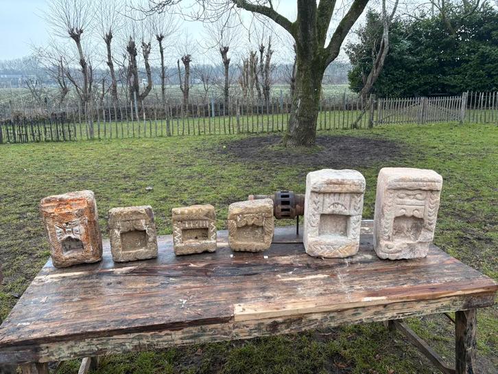 6 oude tempel stenen uit India., Antiek en Kunst, Antiek | Religie, Ophalen