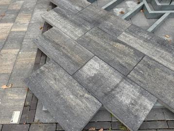 GIGA STUNT Terrastegel betontegel 30x60x4 A-kwaliteit Giallo beschikbaar voor biedingen