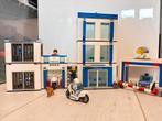 Lego Politiebureau met 2 Motoren en Auto, Ophalen of Verzenden, Zo goed als nieuw, Complete set, Lego