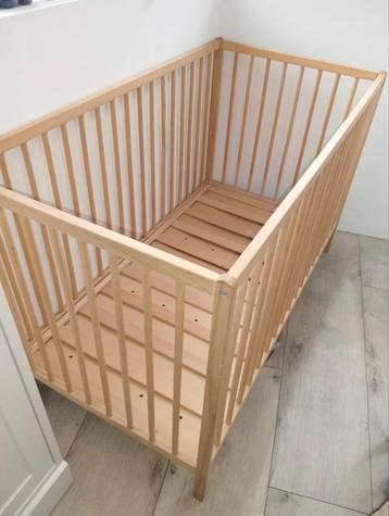 Ledikant ikea beschikbaar voor biedingen