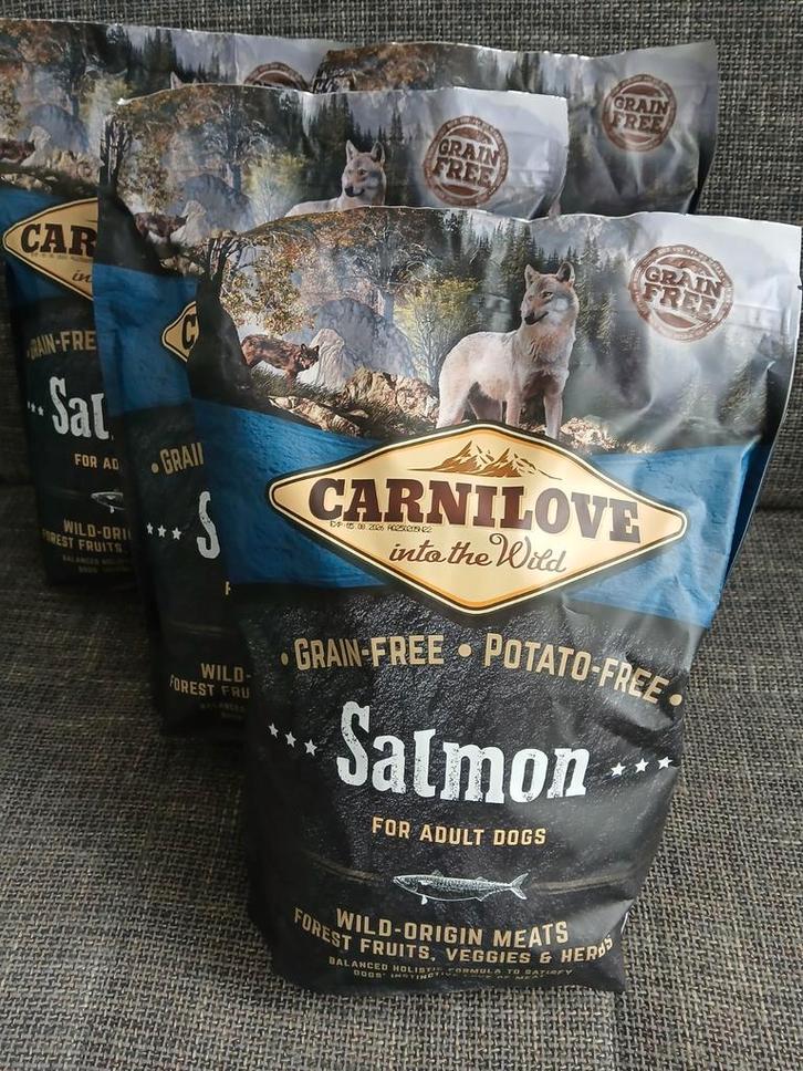 4x1.5 KG CARNILOVE HONDENBROK SALMON  AARDAPPEL-EN GRAANVRIJ, Dieren en Toebehoren, Dierenvoeding, Hond, Ophalen of Verzenden