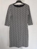 Yessica dames jurk zwart / wit patronen motief en ronde hals, Kleding | Dames, Maat 38/40 (M), Ophalen of Verzenden, Zo goed als nieuw