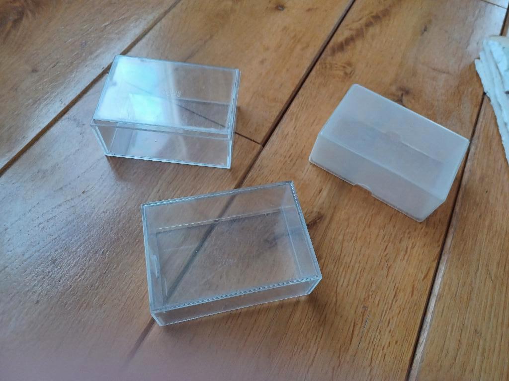 3 bakjes voor visitekaartjes, Ophalen of Verzenden, 2000 tot heden, Visitekaartje