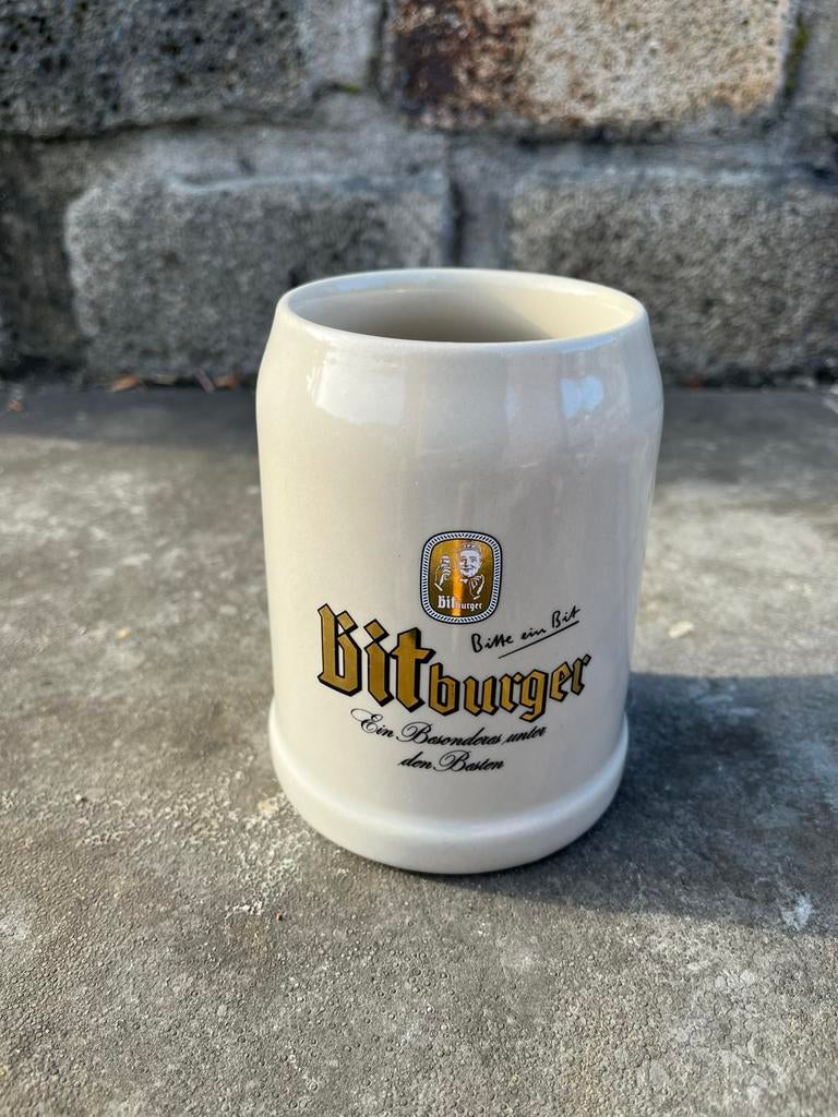 Vintage keramieken Bitburger 0,5 liter bierpul, Verzamelen, Biermerken, Ophalen of Verzenden, Zo goed als nieuw, Pul(len), Overige merken
