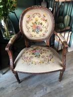 Vintage geborduurde stoel bloemen, Antiek en Kunst, Antiek | Meubels | Stoelen en Banken, Ophalen