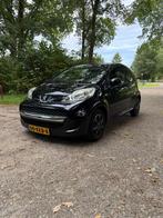Peugeot 107 1.0 12V 3DR 2010 Zwart, Auto's, Peugeot, Voorwielaandrijving, 4 stoelen, Origineel Nederlands, Handgeschakeld