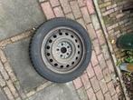 Winterbanden Toyota corolla verso 2004, Ophalen, Zo goed als nieuw