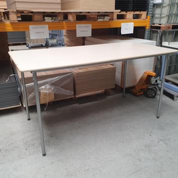Ahrend hoge werktafel - 101x200x100 cm beschikbaar voor biedingen