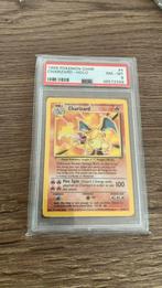 Base charizard psa 8, Hobby en Vrije tijd, Verzamelkaartspellen | Pokémon, Ophalen of Verzenden, Zo goed als nieuw, Losse kaart