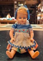 Heel oud celluloid popje met slaapoogjes., Verzamelen, Poppen, Ophalen of Verzenden, Gebruikt, Pop