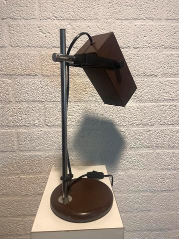 Vintage bureaulamp beschikbaar voor biedingen