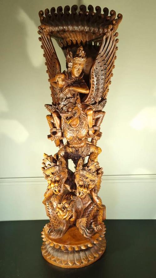Houtsnijwerk beeld uit Bali Indonesië. Vishnu en Garuda, Antiek en Kunst, Kunst | Beelden en Houtsnijwerken, Ophalen of Verzenden