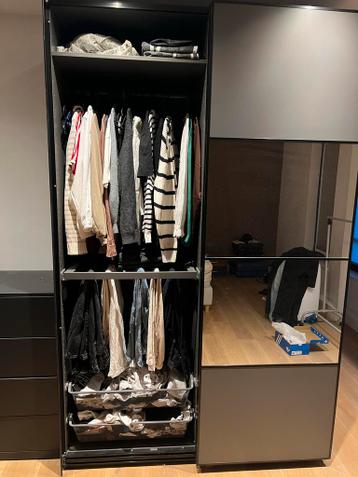 IKEA PAX Kast - Ruimtebesparend en Stijlvol! - afbeelding 2