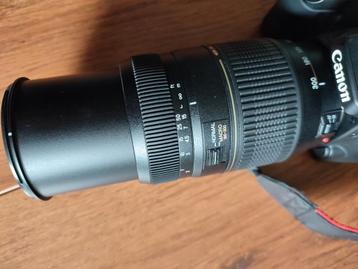 Defecte Tamron 70-300mm f4.5-5.6 Canon EOS mount beschikbaar voor biedingen
