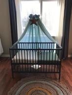 Ledikantje incl matras en sluier/standaard, Kinderen en Baby's, Babywiegjes en Ledikanten, Ophalen, Zo goed als nieuw, Ledikant