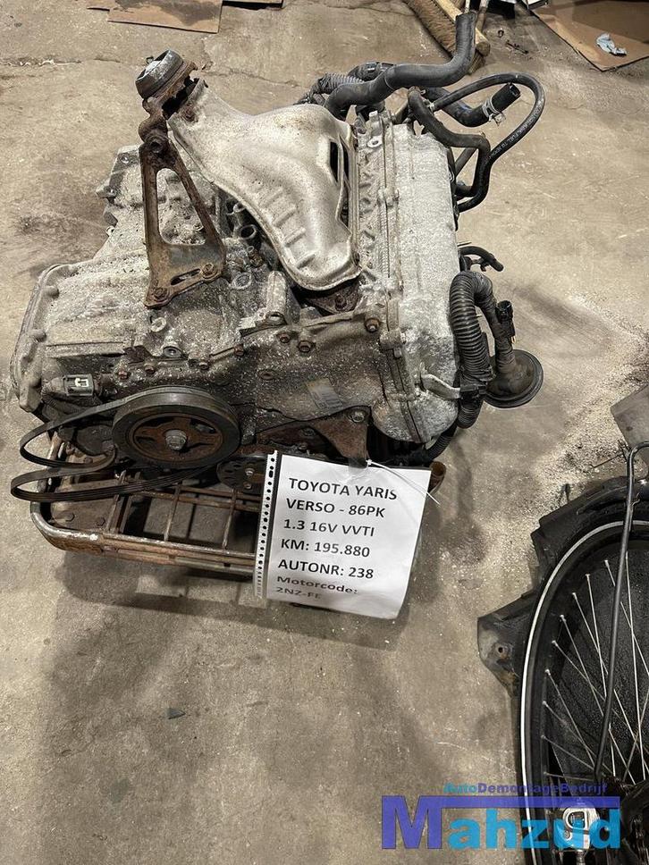 Toyota Yaris VERSO 1.3 16V 2NZFE 2NZ-FE Motorblok motor, Auto-onderdelen, Motor en Toebehoren, Toyota, Gebruikt, Ophalen of Verzenden