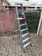 Te koop Altrex Falco 6 treden, Ophalen, Trap, Zo goed als nieuw, Opvouwbaar of Inschuifbaar