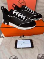Hermes, Zwart, Nieuw, Ophalen of Verzenden, Sneakers of Gympen