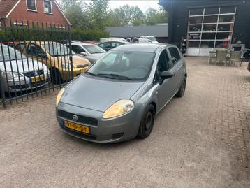 Fiat Punto 1.2 5DR 2006 Grijs beschikbaar voor biedingen