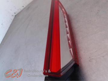 Achterlicht rechts van een Ford Tourneo Connect beschikbaar voor biedingen