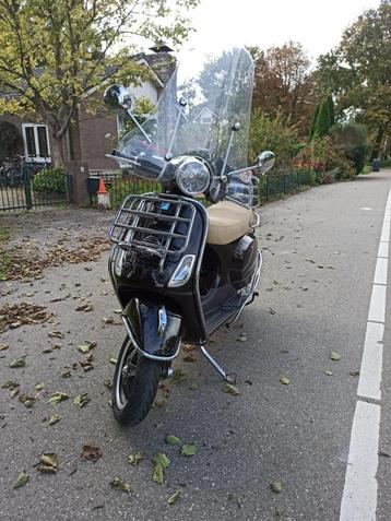 Vespa LX 50 4T beschikbaar voor biedingen