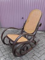 Vintage Thonet rotan schommelstoel, Antiek en Kunst, Antiek | Meubels | Stoelen en Banken, Ophalen