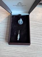 Speld 25 jaar dienstverband, Verzamelen, Speldjes, Pins en Buttons, Ophalen of Verzenden, Zo goed als nieuw, Merk, Speldje of Pin