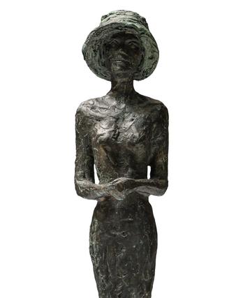 Bronzen beeld dame met hoed beschikbaar voor biedingen