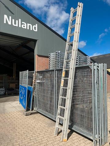 2-delige aluminium ladder Layher beschikbaar voor biedingen