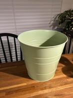 Bloempot metaal mint groen, nieuw!! 2 stuks, Huis en Inrichting, Emmers, Ophalen of Verzenden, Zo goed als nieuw, IJzer