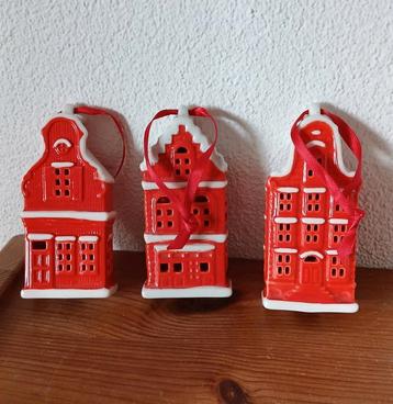 Postcode loterij huisjes kersthangers  beschikbaar voor biedingen