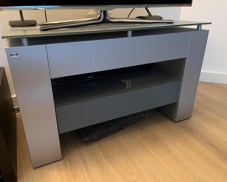 Tv / Computer kastje, Huis en Inrichting, Kasten | Overige, Zo goed als nieuw, Ophalen