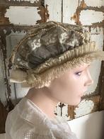 Bonnet/kant/tule/Dienstkapje/Antiek Frans dames Bonnet, Antiek en Kunst, Antiek | Kleding en Accessoires, Ophalen of Verzenden