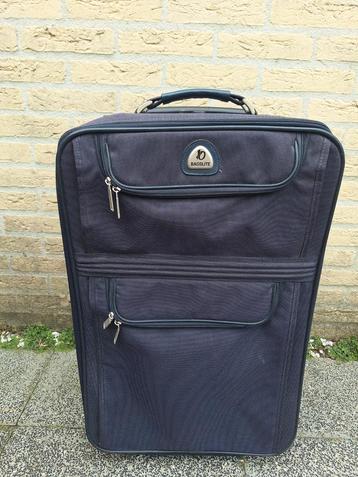 Trolley met wieltjes beschikbaar voor biedingen