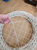 Decoratieve rieten krans groot 100cm doorsnede, Huis en Inrichting, Woonaccessoires | Kransen, Ophalen of Verzenden, Gebruikt