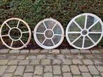 Drie zeer mooie ronde gietijzeren stalramen, 2 met glas., Ophalen of Verzenden, Gebruikt, Minder dan 80 cm, Minder dan 80 cm