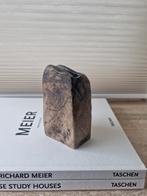 mobach brutalistisch vaasje, Overige kleuren, Aardewerk of Porselein, Ophalen of Verzenden, Zo goed als nieuw