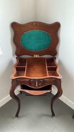 Antieke naaitafel, Ophalen