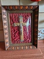 Religie achter bolglas., Ophalen of Verzenden, Gebruikt