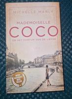 Mademoiselle Coco Chanel het parfum vd liefde boek m.marly, Nieuw, Ophalen of Verzenden, Film, Tv en Media, M.marly