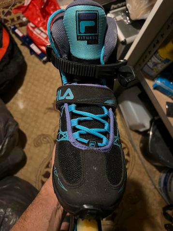 Fila Skeelers Maat 40.5 beschikbaar voor biedingen