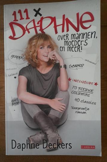 111 X Daphne - over mannen, moeders en meer beschikbaar voor biedingen