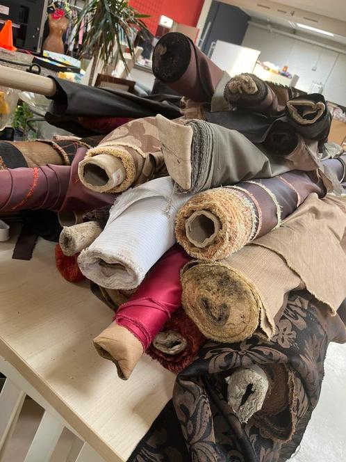 Grote stapel/coupons en rollen stof, Hobby en Vrije tijd, Stoffen en Lappen, Zo goed als nieuw, Katoen, 120 cm of meer, 200 cm of meer