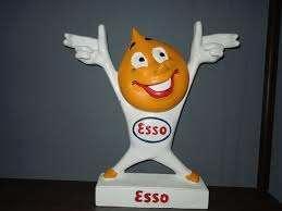 Esso piet druppel reclame beeld mancave garage showroom kado, Verzamelen, Beelden en Beeldjes, Zo goed als nieuw, Overige typen