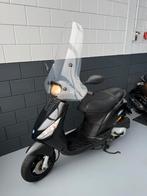 Piaggio Zip 4Takt 25km 2017 1e eigenaar Snorscooter ( Vespa, Fietsen en Brommers, Ophalen