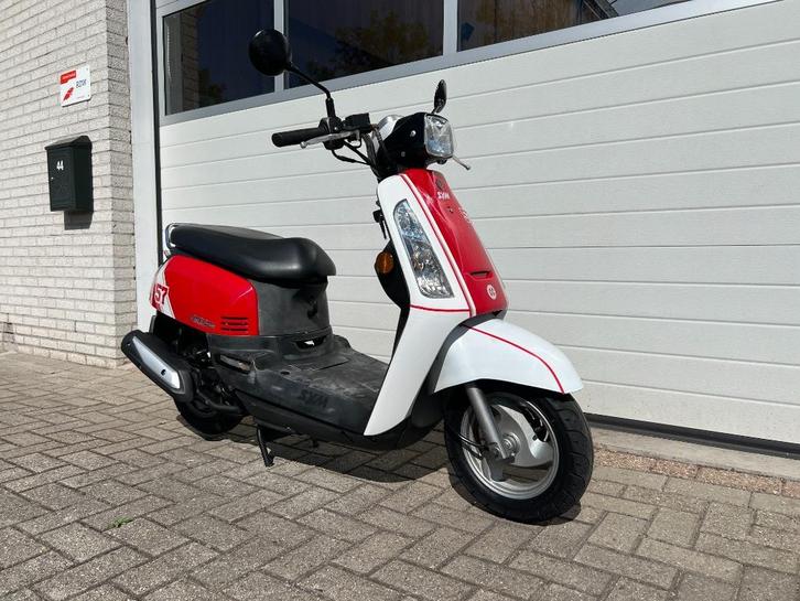 Goede Sym Tonik #57 SNORSCOOTER. 25km. 4T. Compact. Rijklaar, Fietsen en Brommers, Scooters | SYM, Gebruikt, Overige modellen