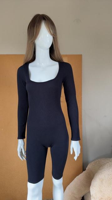 Zara jumpsuit beschikbaar voor biedingen